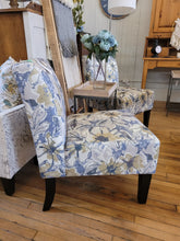 Load image into Gallery viewer, Upholstered Chair
